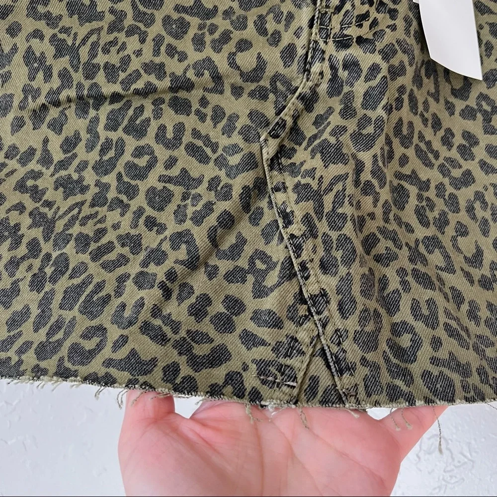 NWT Zara Leopard Print Mini Skirt Green M - Picture 8 of 15